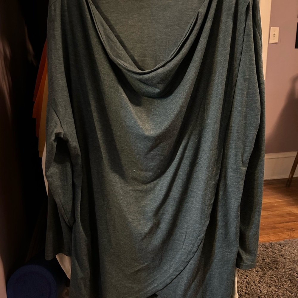 Bllomchic top